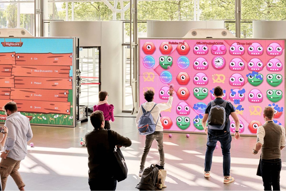 Play Wall